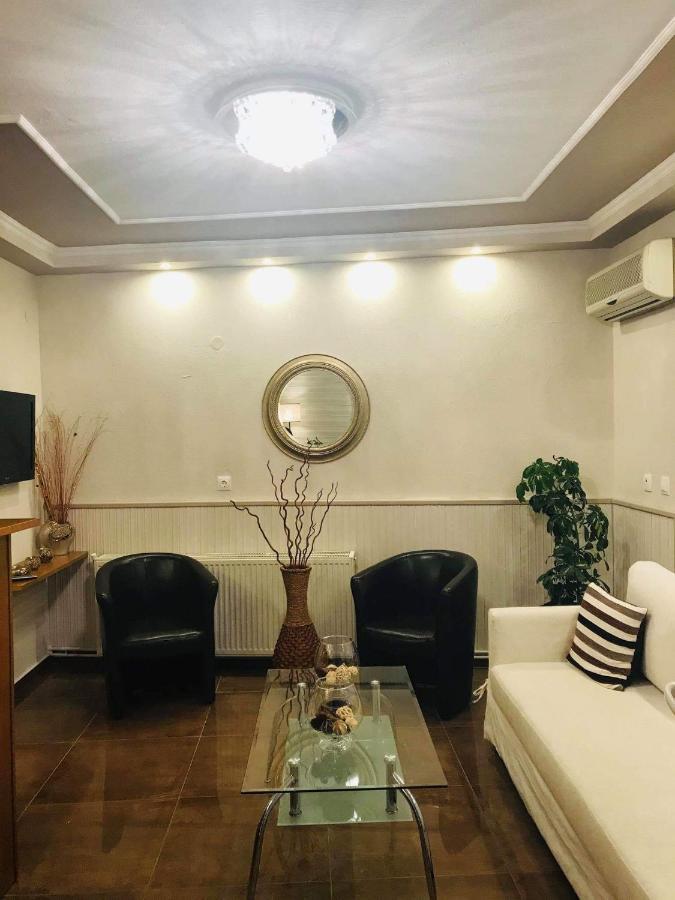 Giannis Hotel Paralía Buitenkant foto