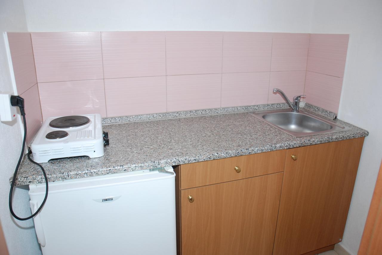 Giannis Hotel Paralía Buitenkant foto